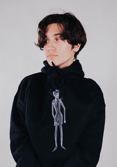 actor Chase Hudson large photo