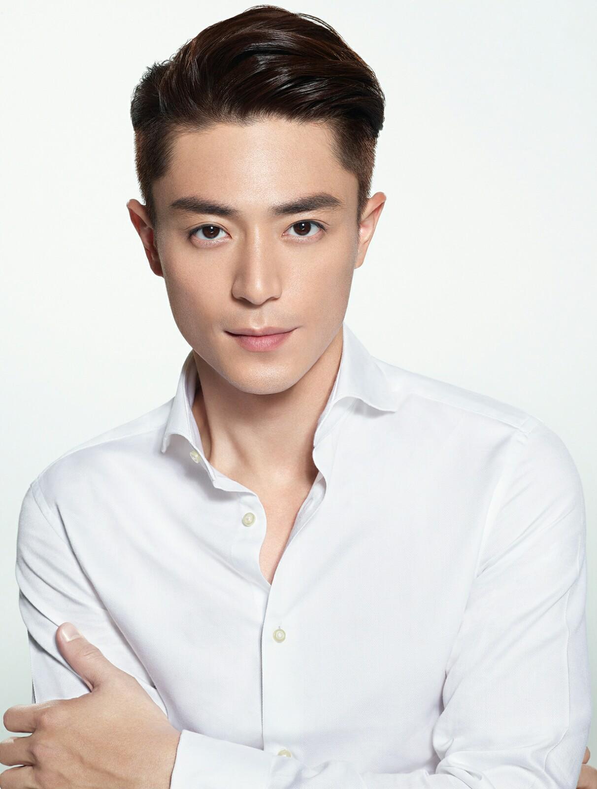 actor Wallace Huo large photo