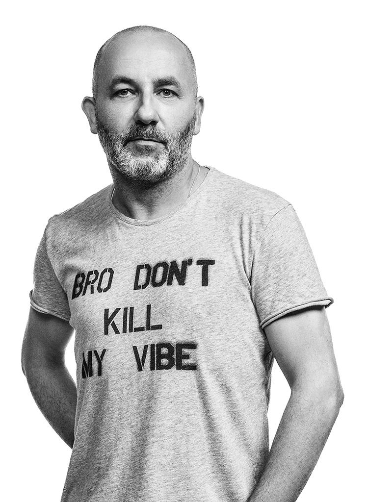 actor Adam Nawojczyk large photo