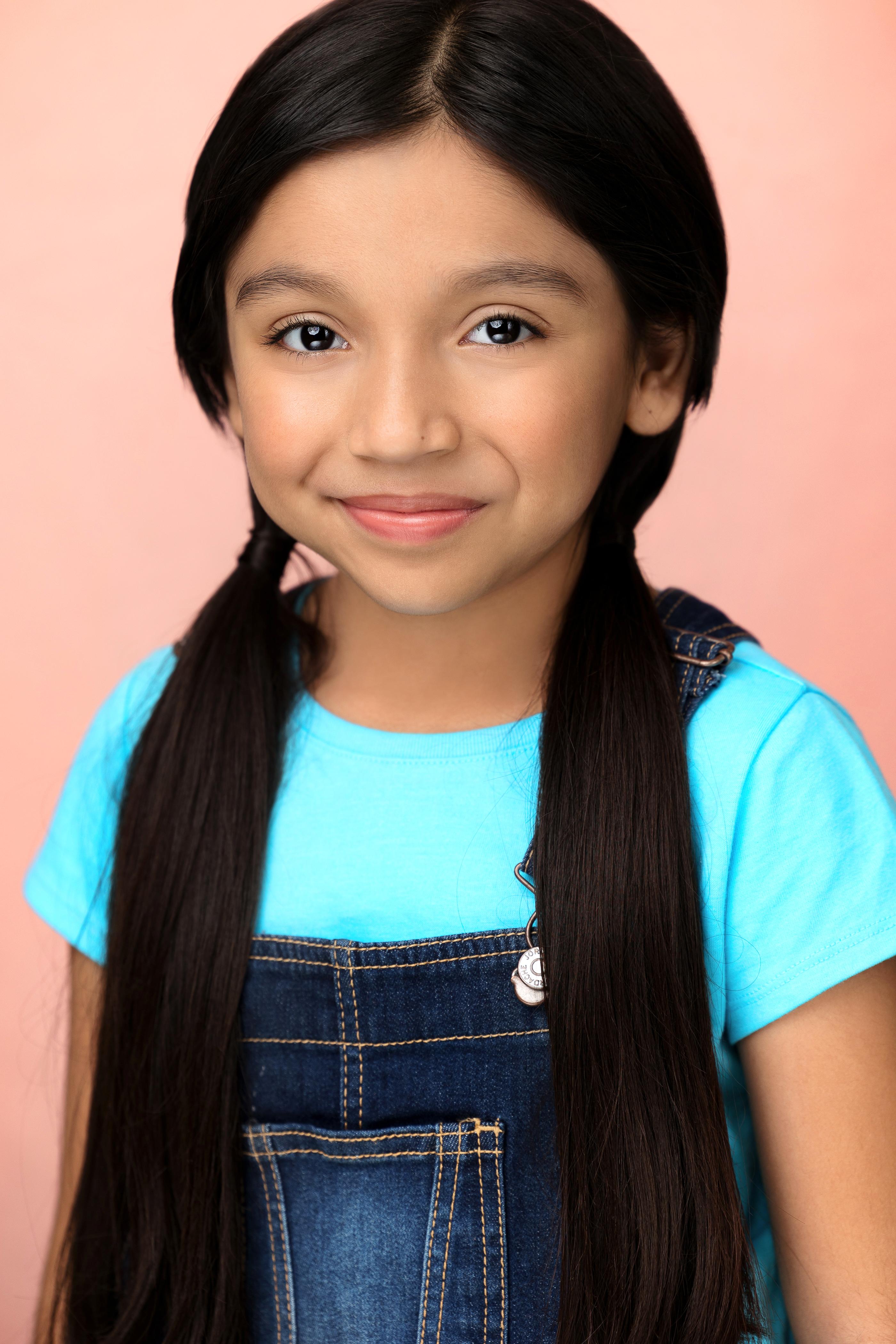 actor Lydia Martinez large photo