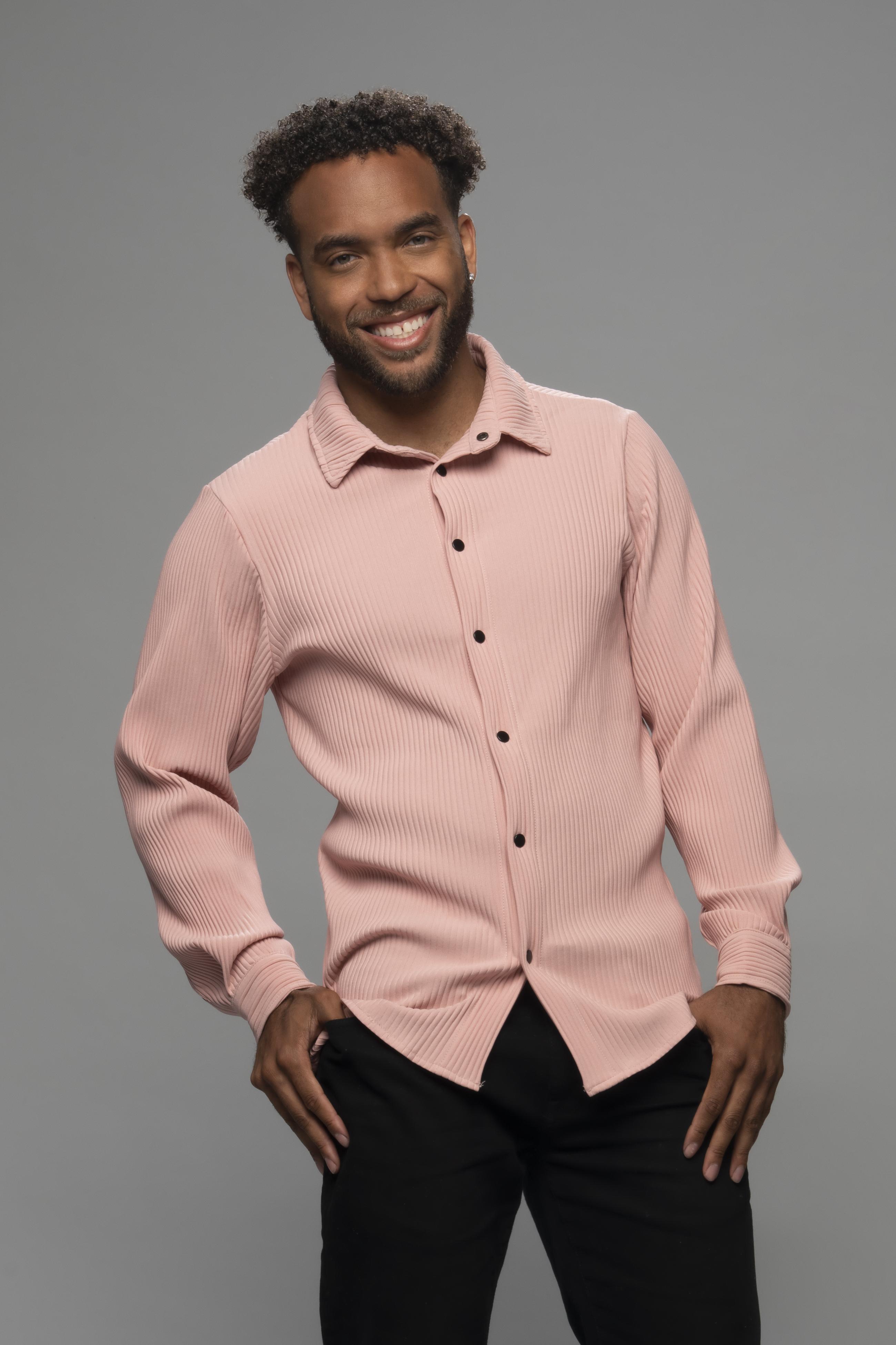 actor Javier McIntosh large photo