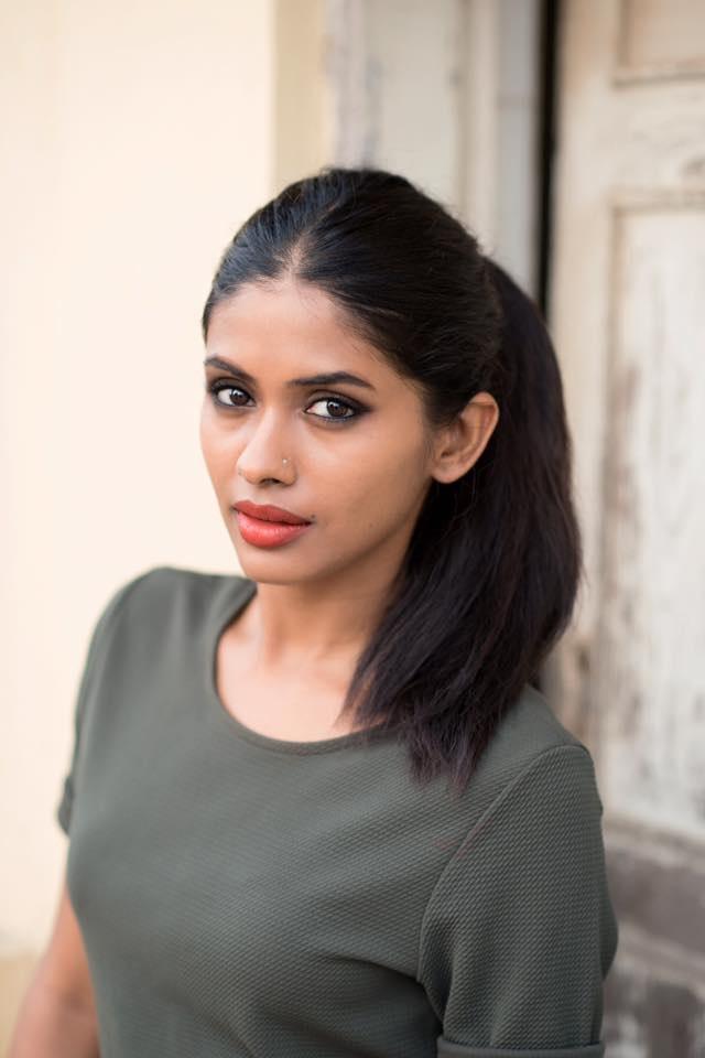 actor Anjali Patil large photo