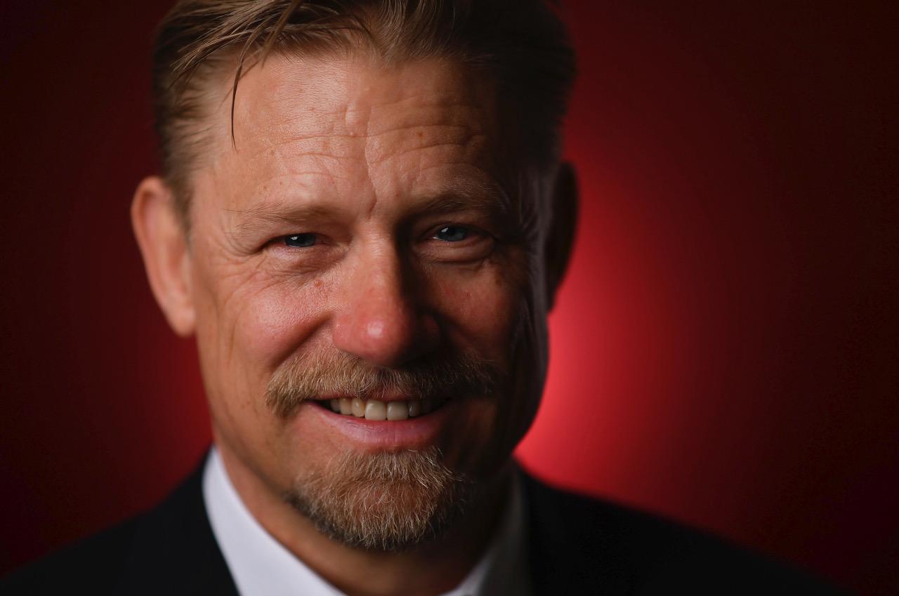 actor Peter Schmeichel large photo