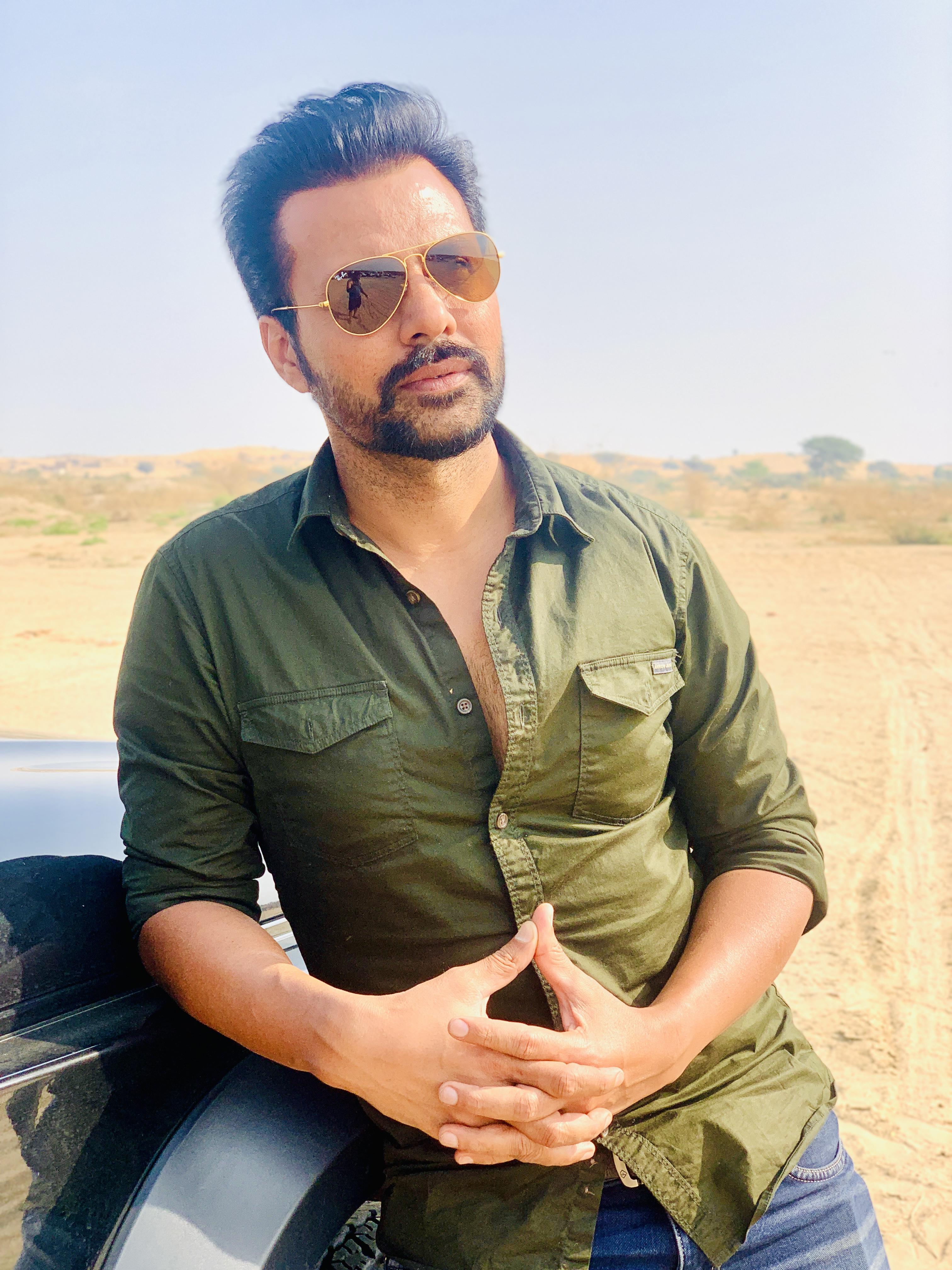 actor Raj Singh Jhinjar large photo