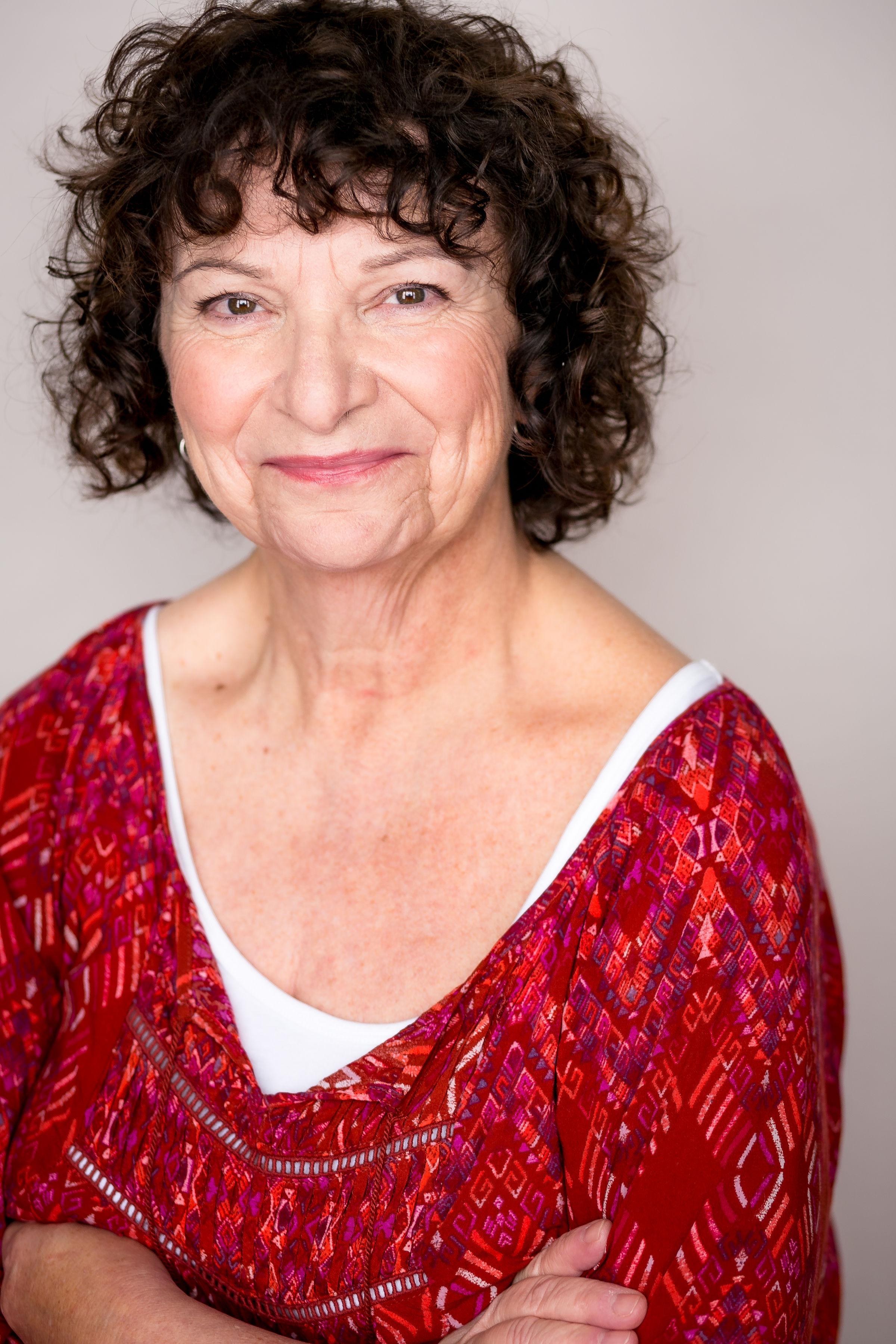 actor Louise Claps large photo