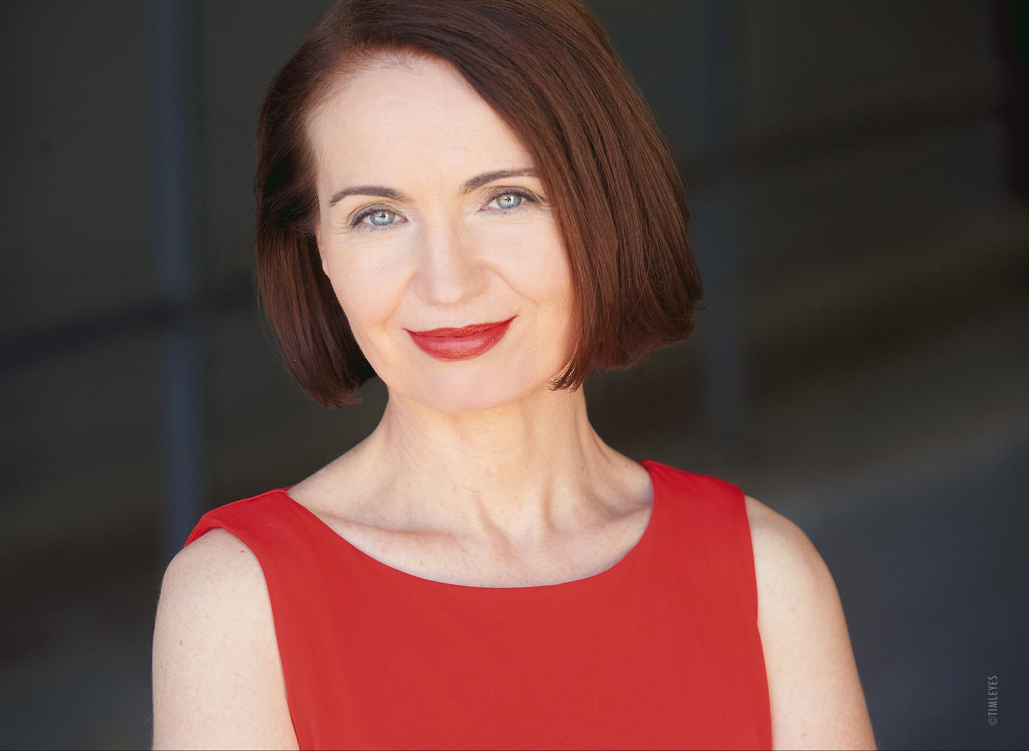 actor Geraldine Ronan large photo