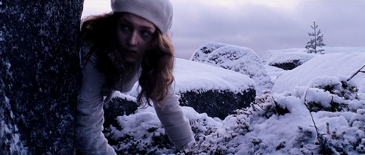 actor Viktoriya Isakova large photo