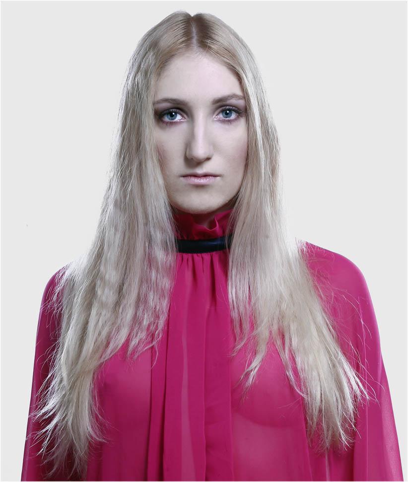 actor Klara Bielawka large photo