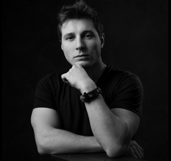 actor Simone Belli large photo