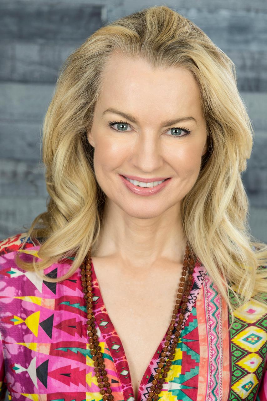 actor Elisabeth Granli large photo