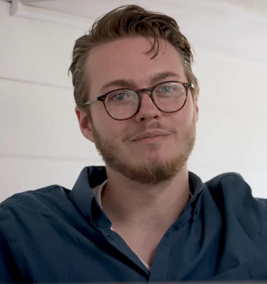 actor Joe Fonicello large photo