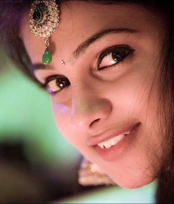 actor Kavitha Gowda large photo