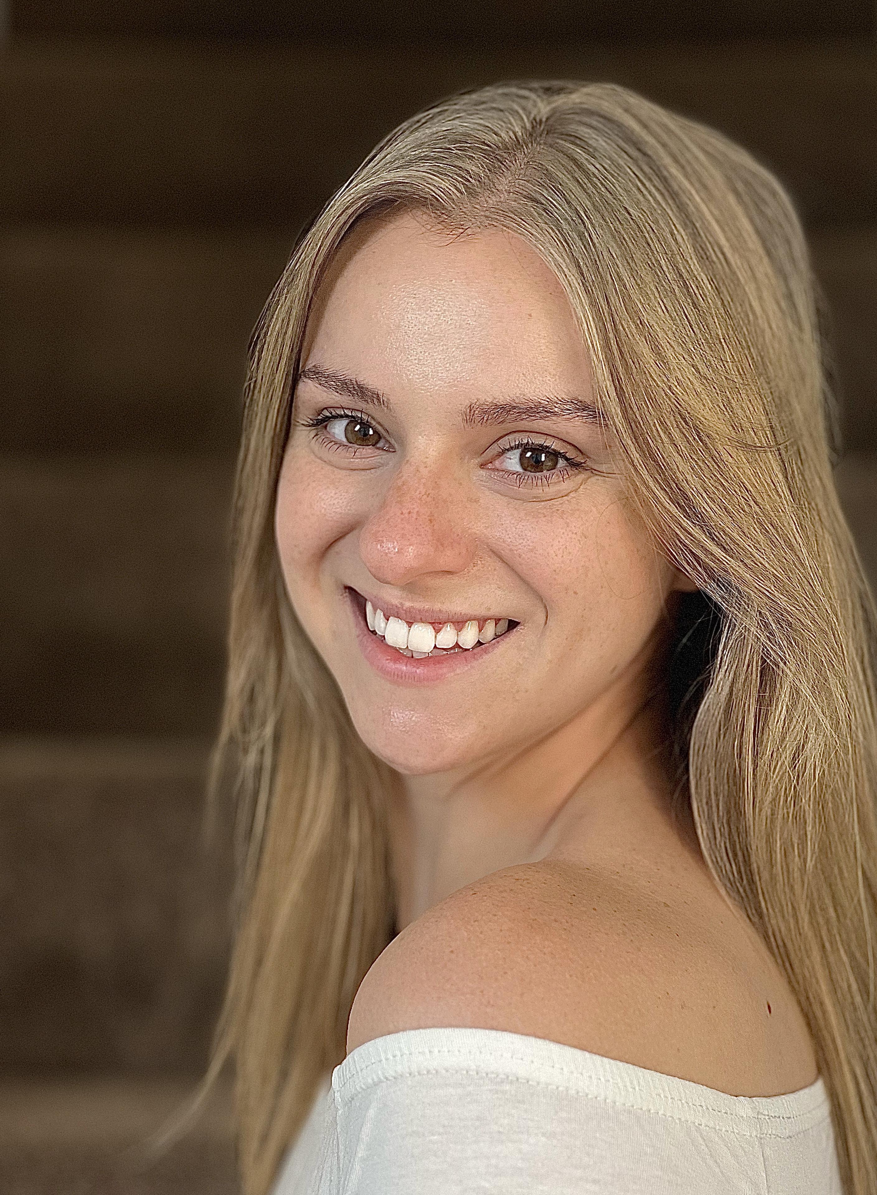 actor Anna Albie large photo