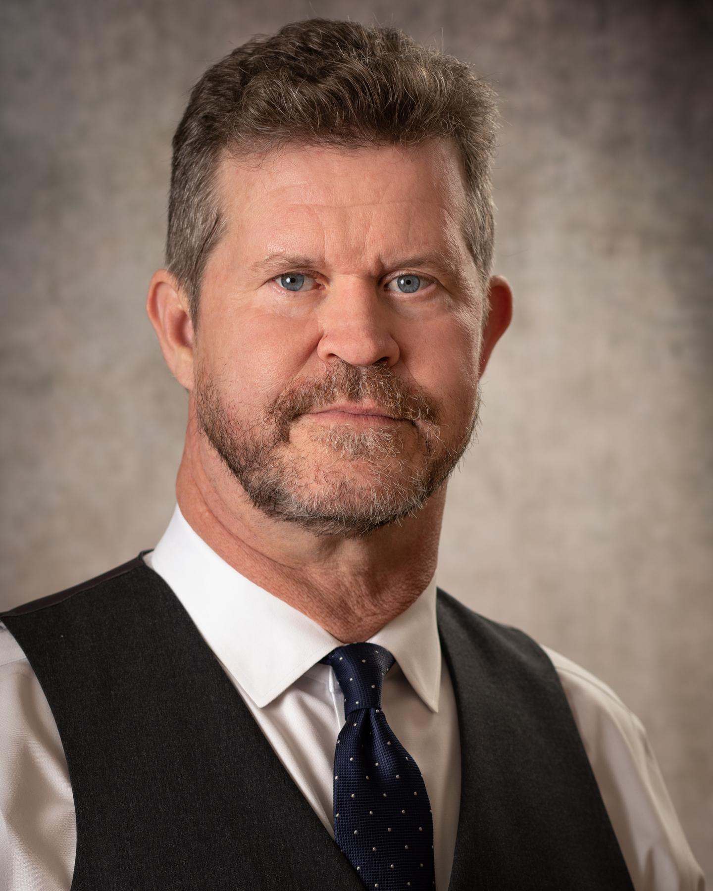 actor Greg Bryan large photo