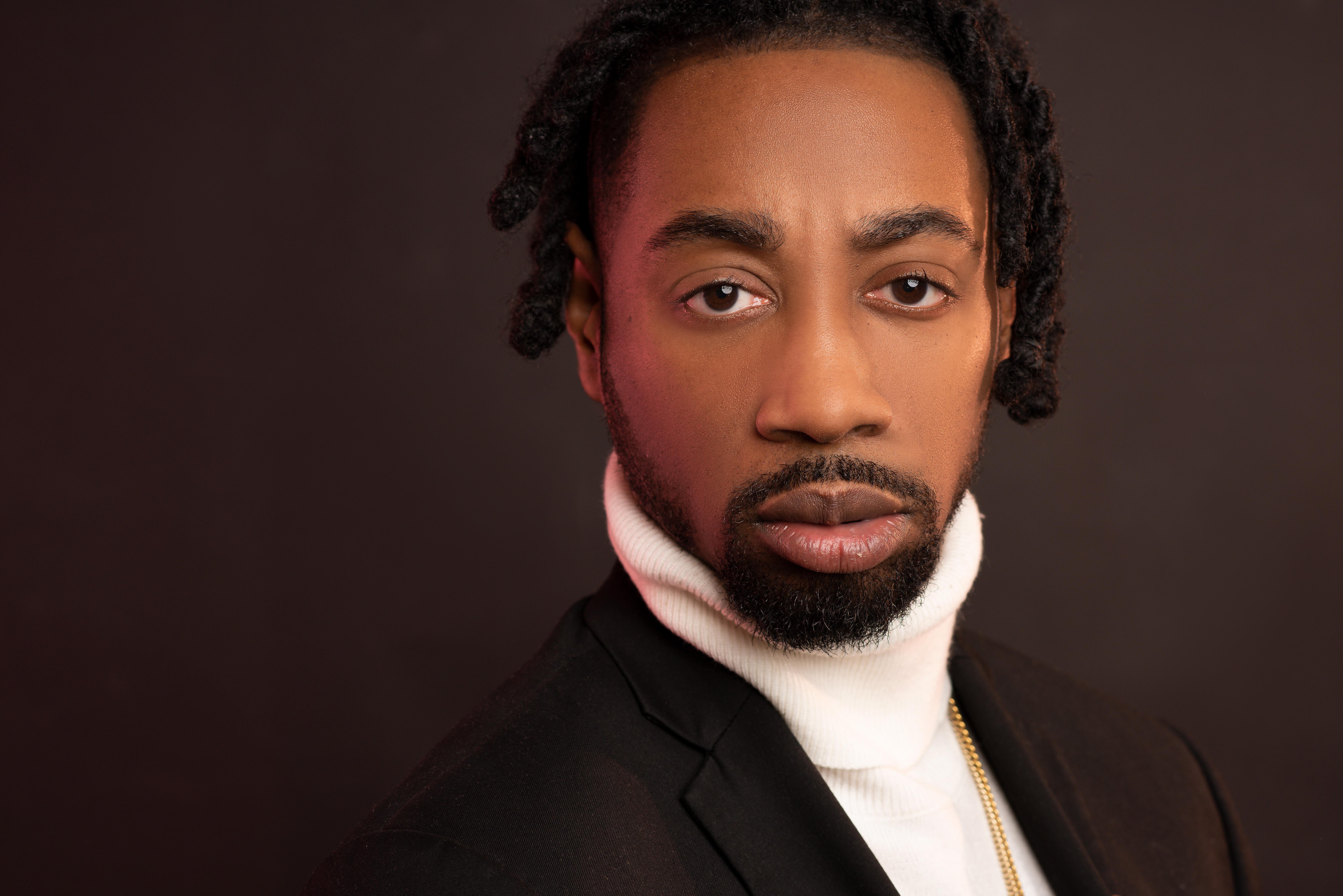 actor John Bonds large photo