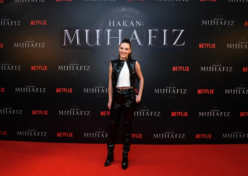 actor Alina Boz large photo