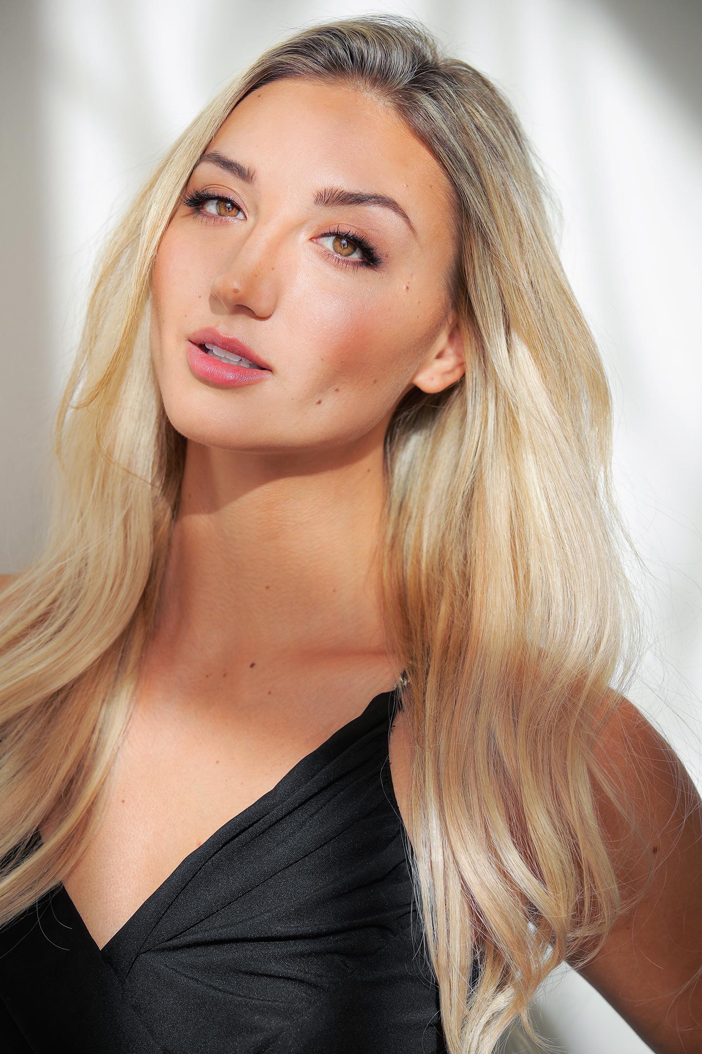 actor India Everett large photo