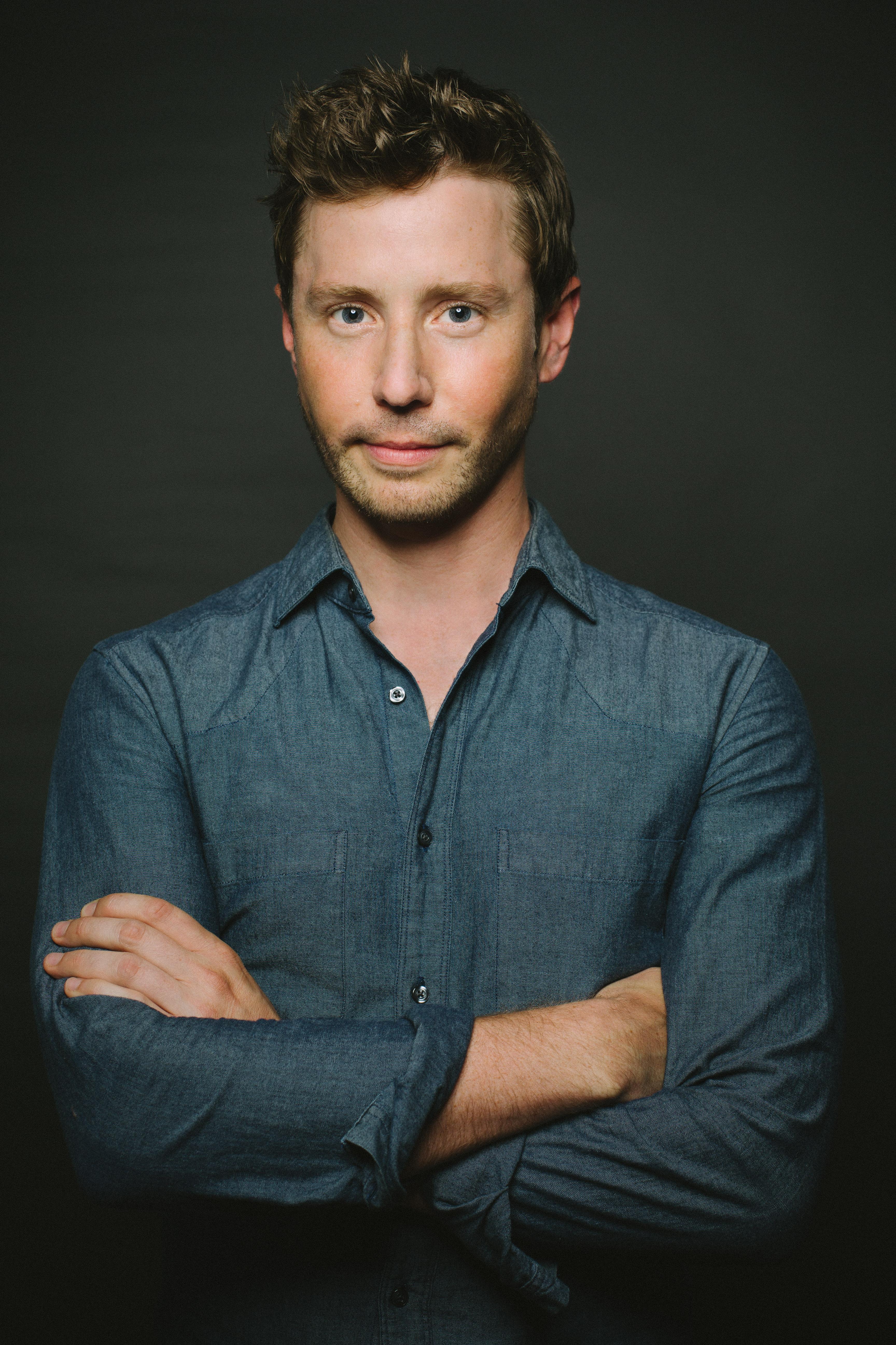 actor Michael Izquierdo large photo