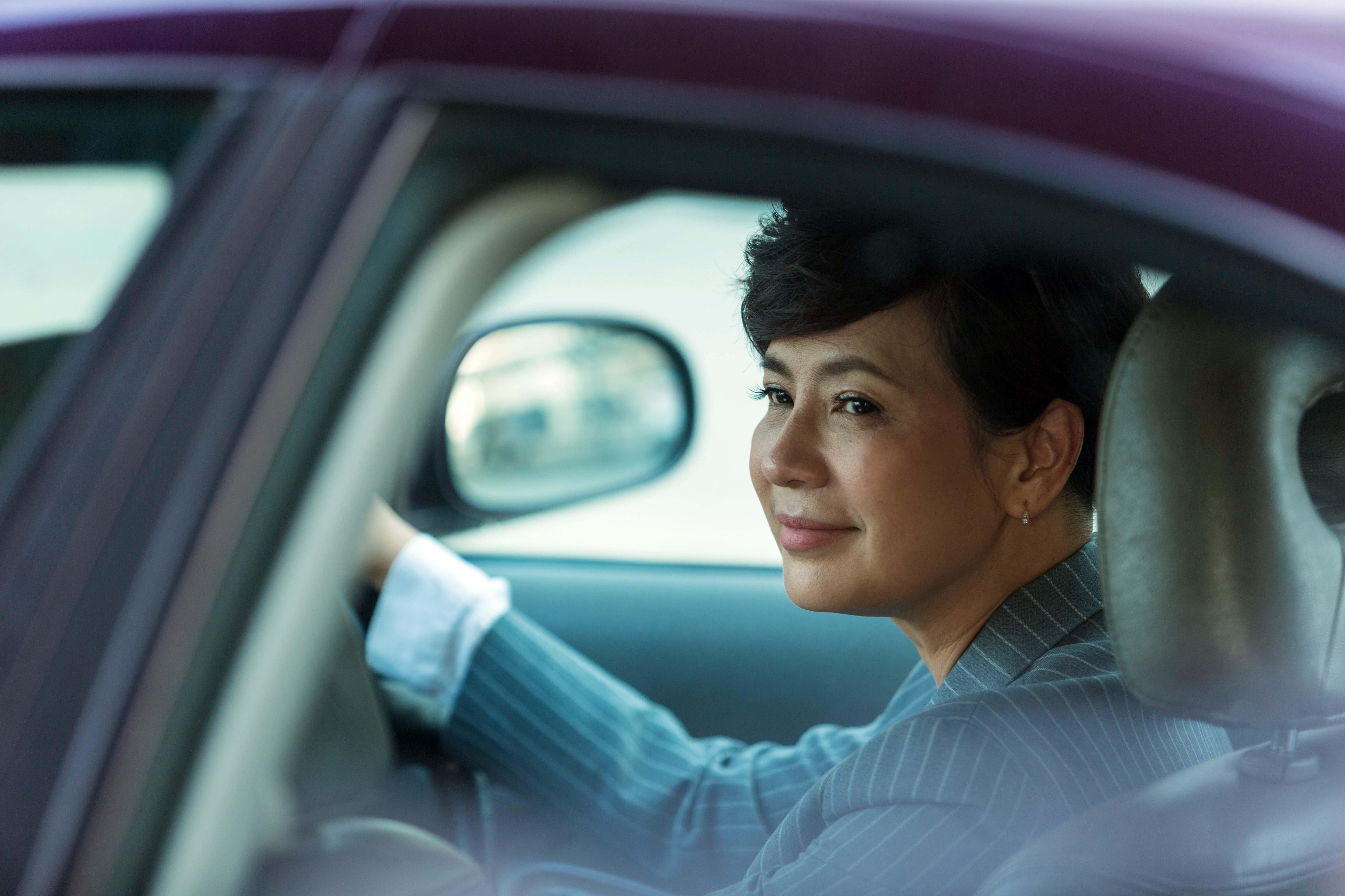 actor Hattaya Wongkrajang large photo