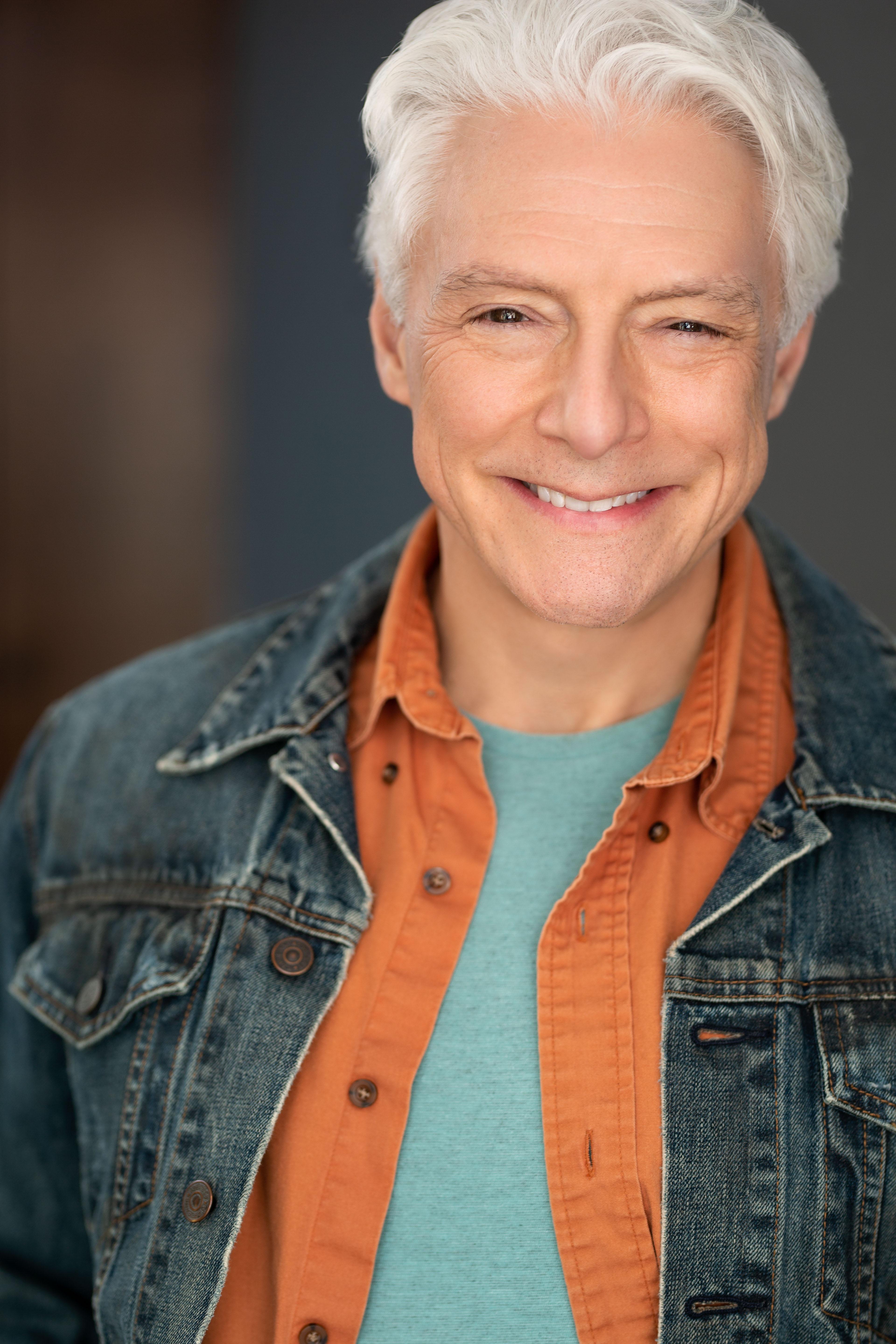 actor Reg Rozee large photo