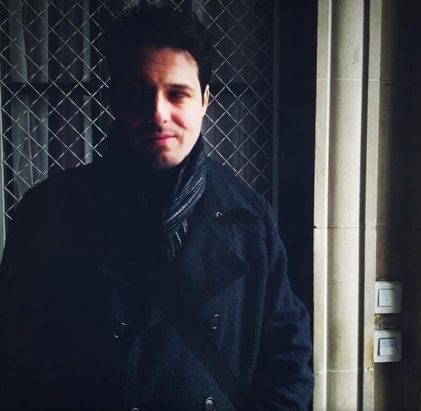 actor Stephen Scarlata large photo