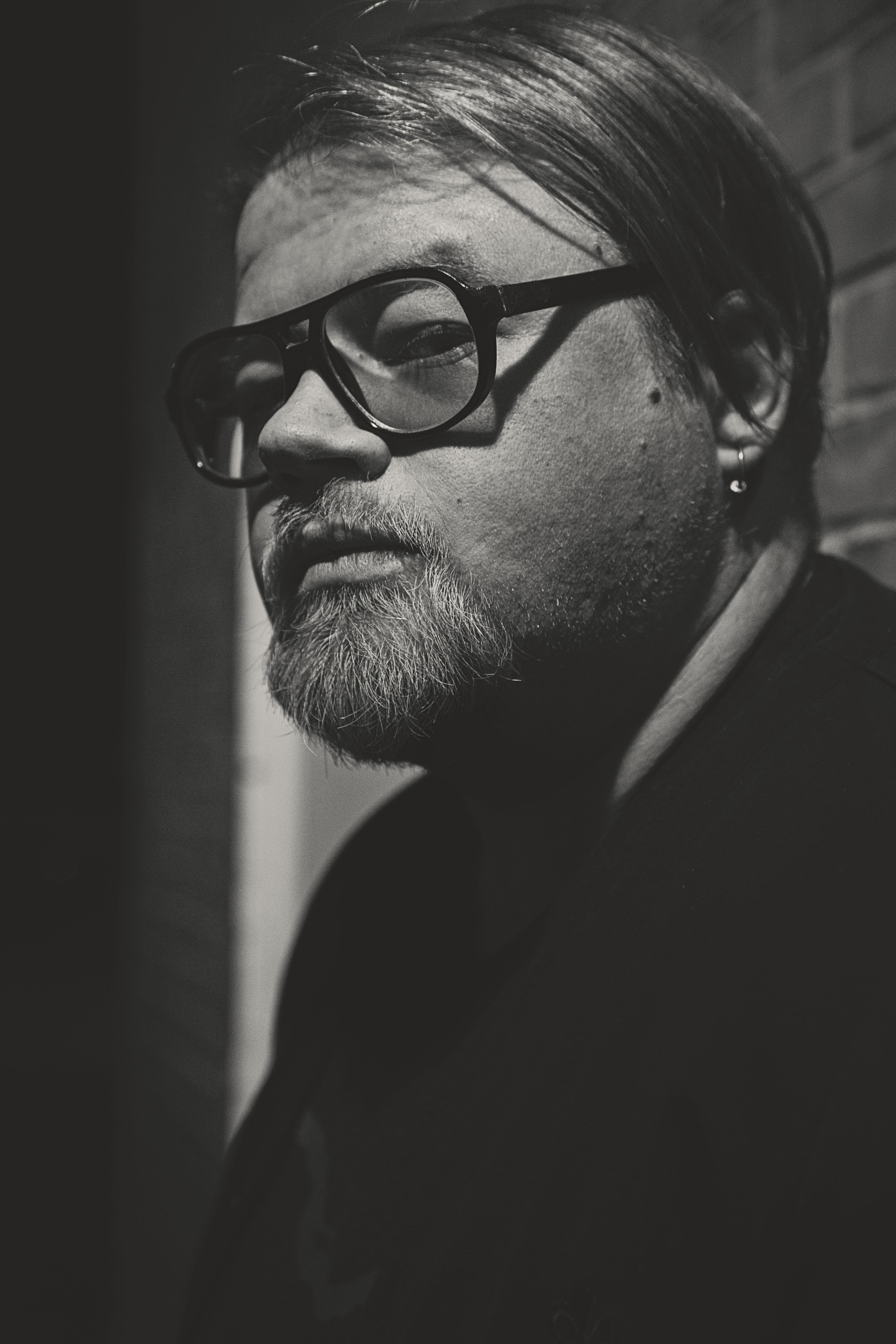 actor Shawn Burkett large photo