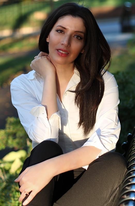 actor Bianca Allaine large photo