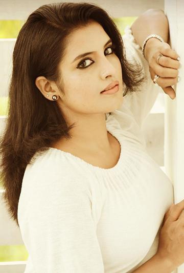 actor Roshna Ann Roy large photo