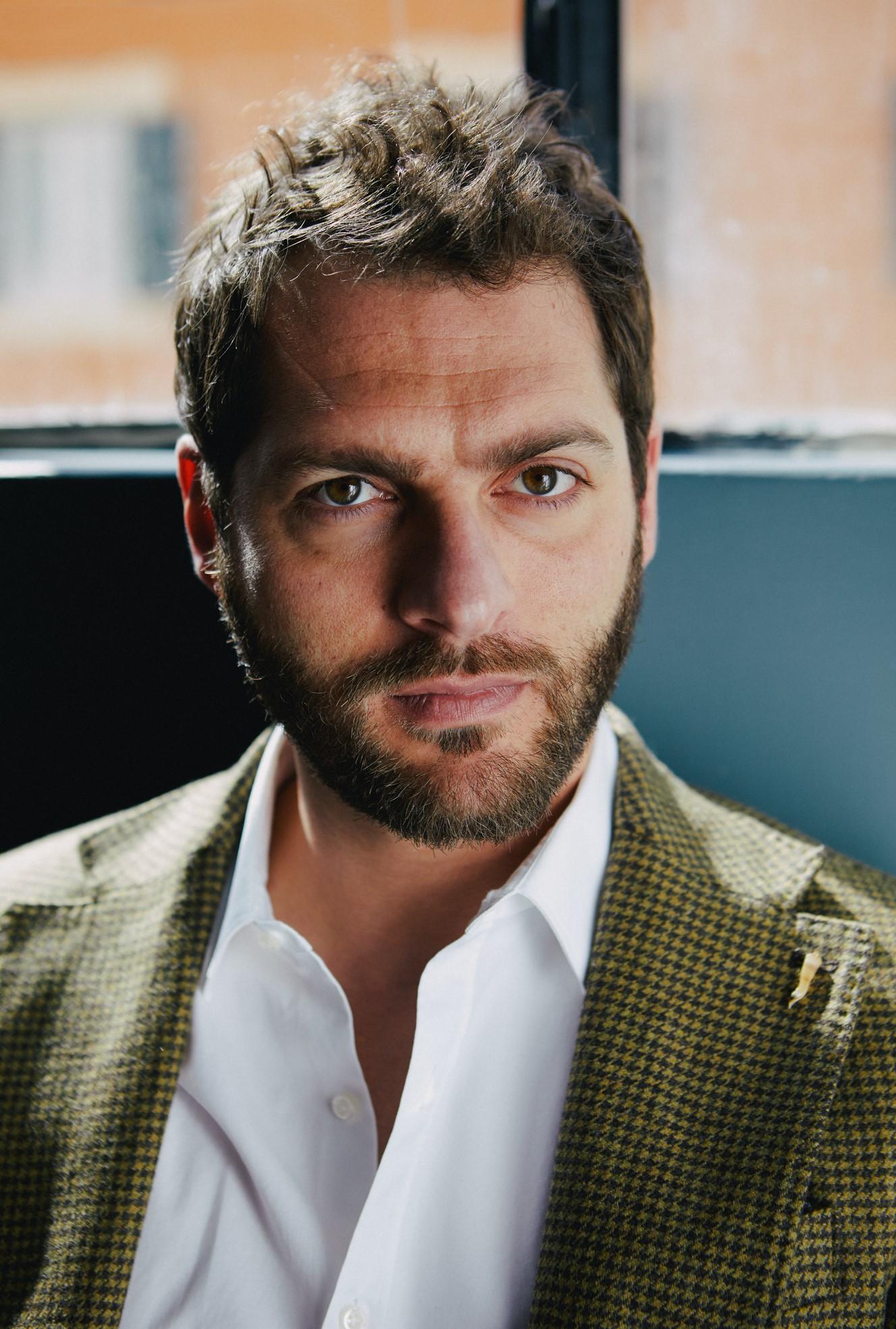 actor Nicola Nicchi large photo