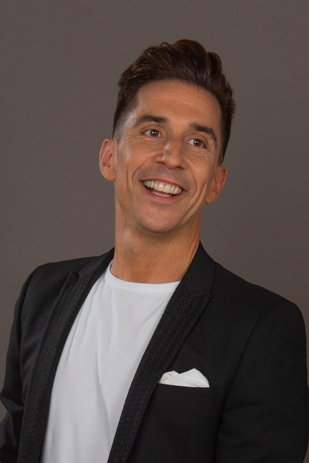 actor Russell Kane large photo