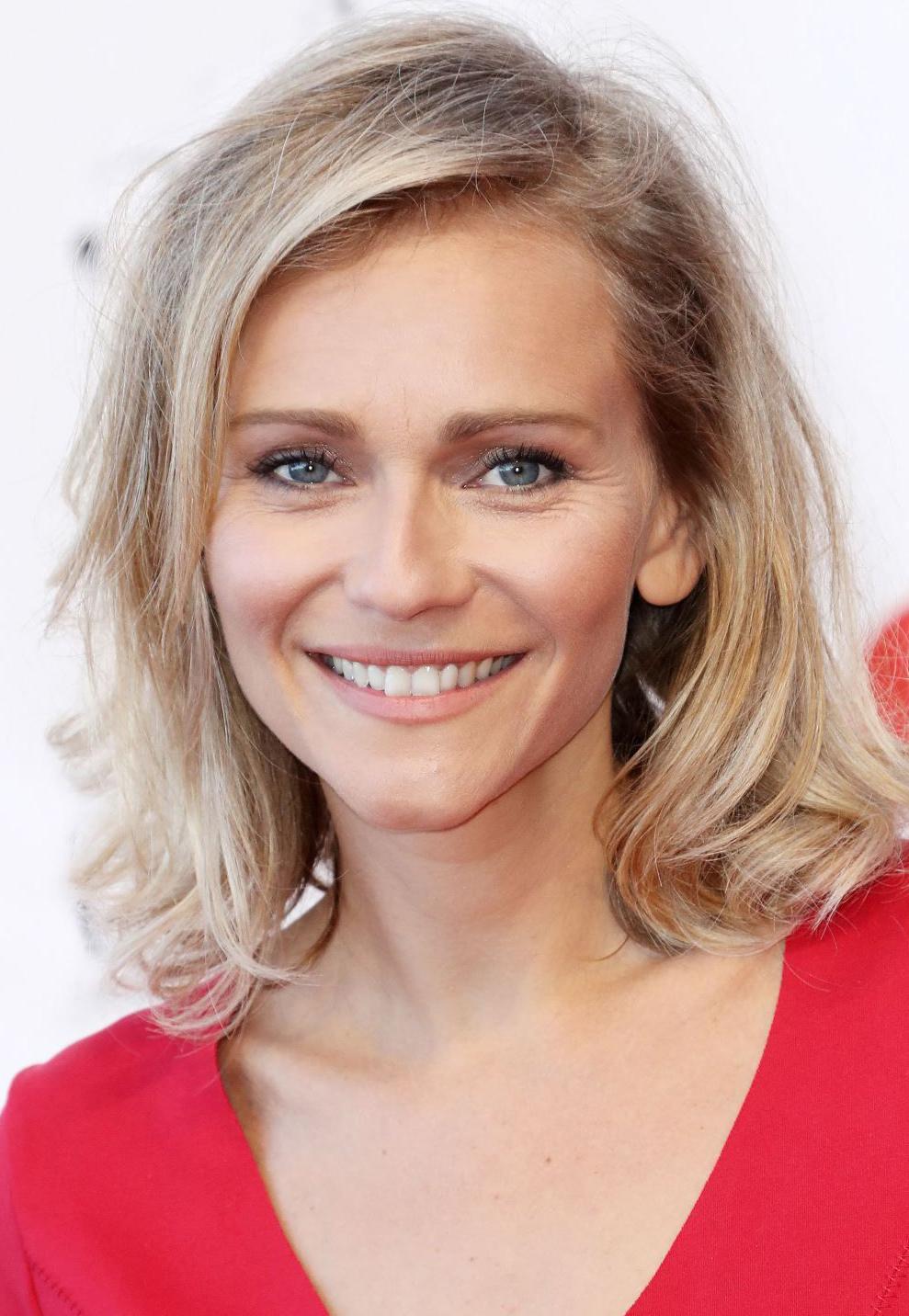 actor Claire Borotra large photo