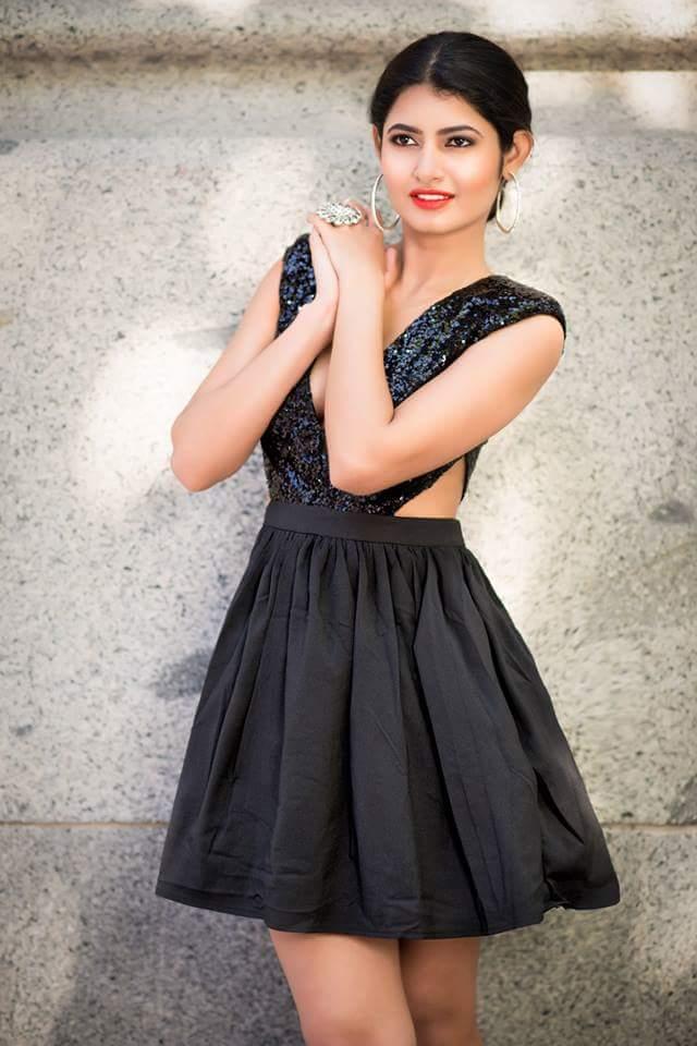 actor Ashima Narwal large photo