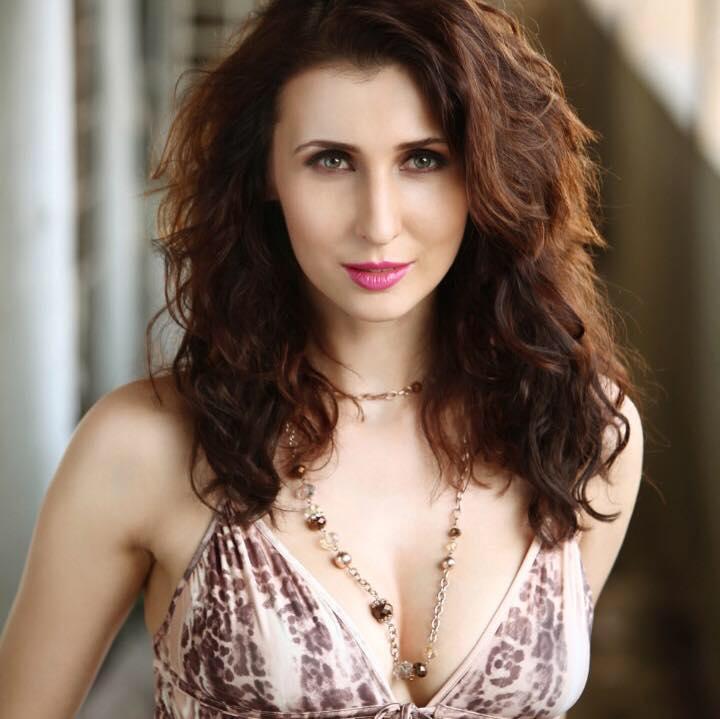 actor Claudia Ciesla large photo