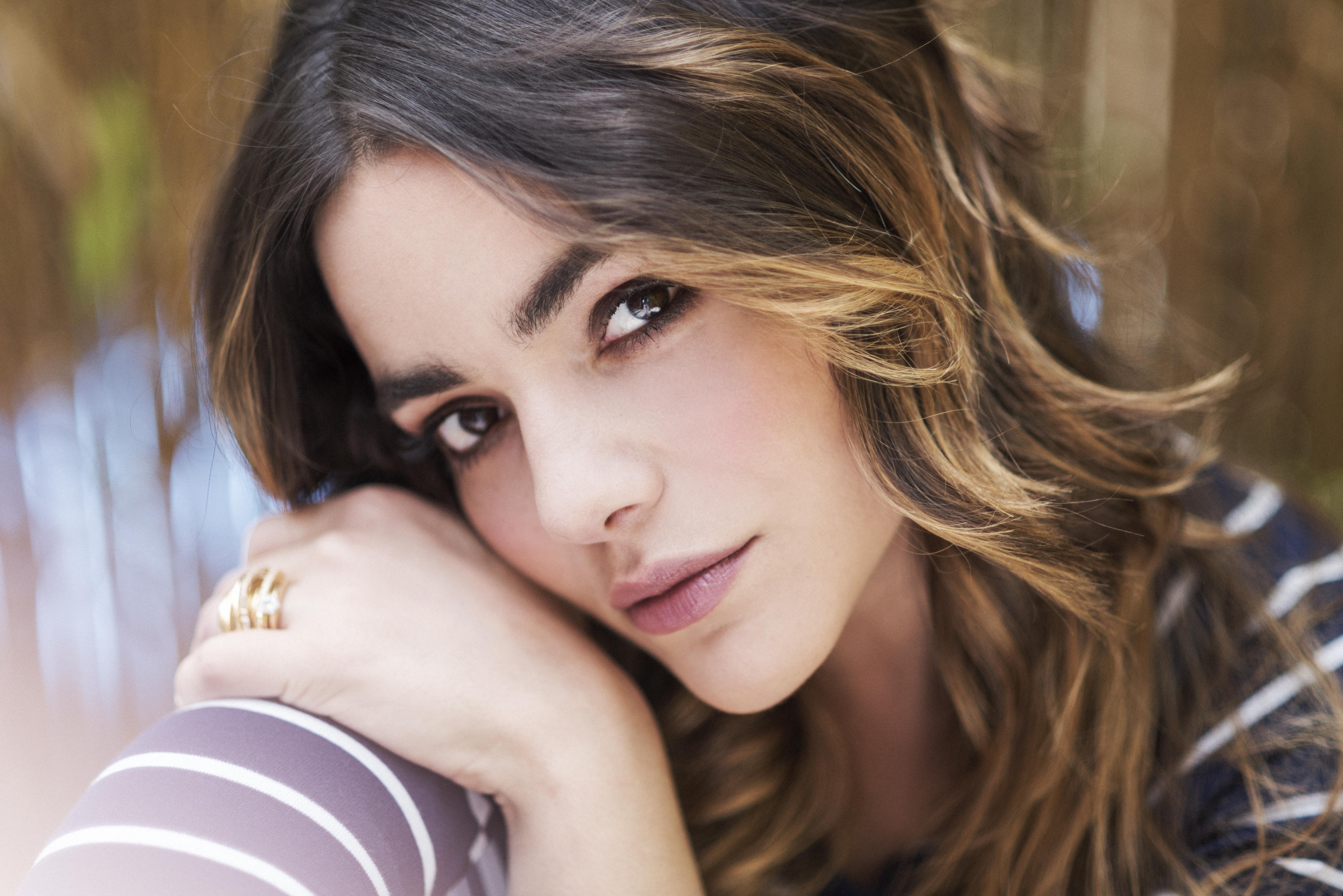 actor Pina Turco large photo