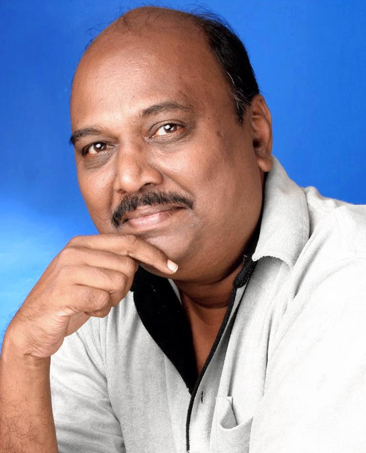 actor Uday Sabnis large photo