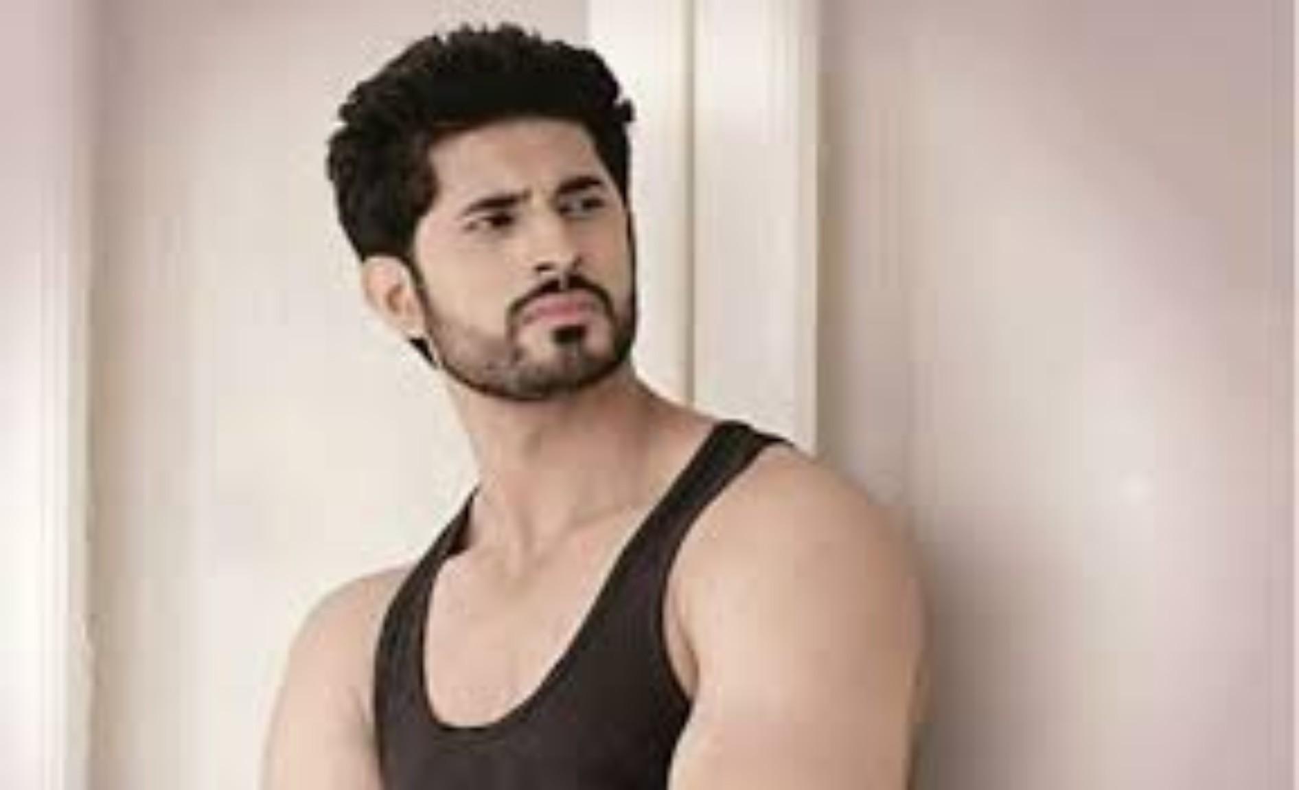 actor Arvind Krishna large photo