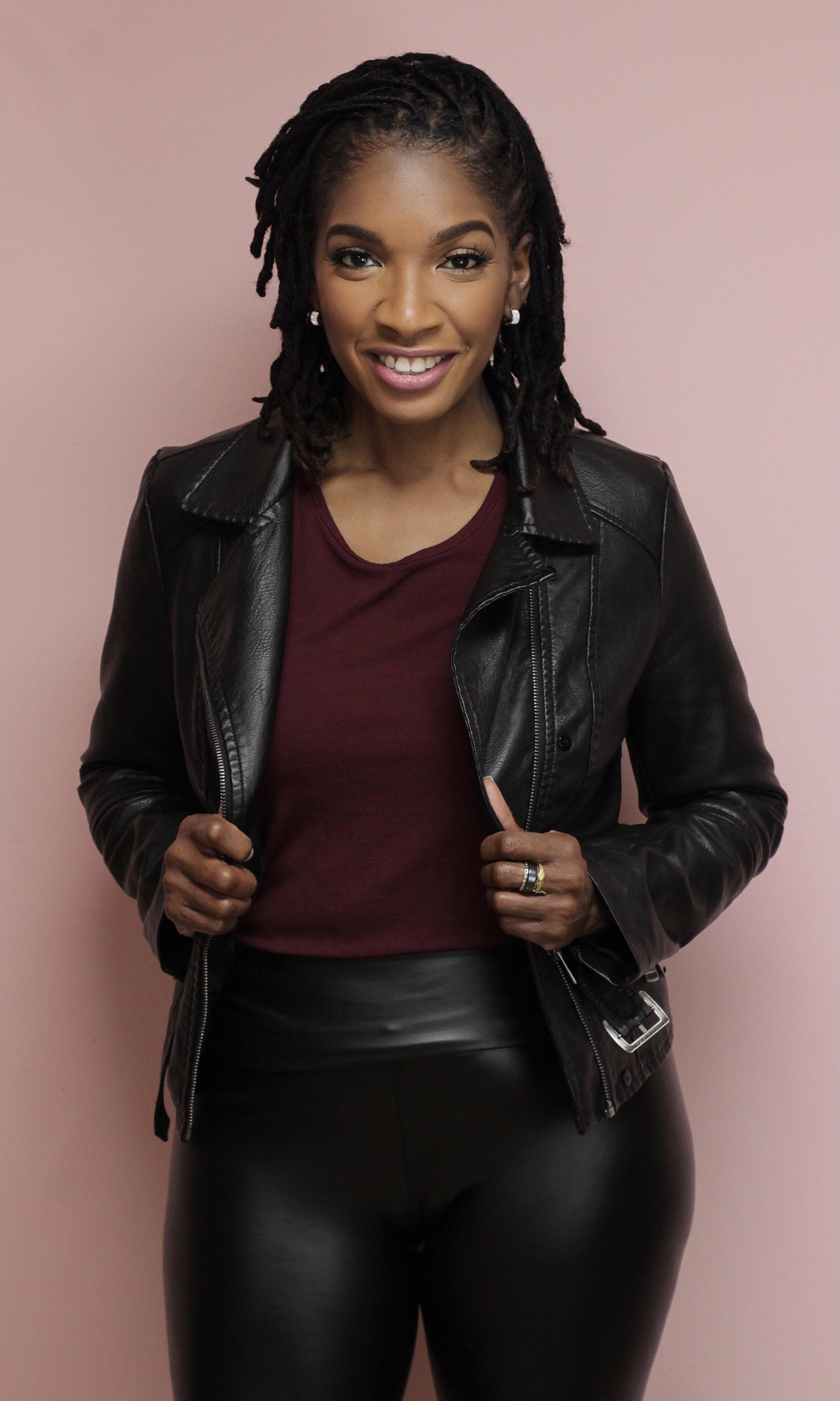 actor Marie Richards large photo