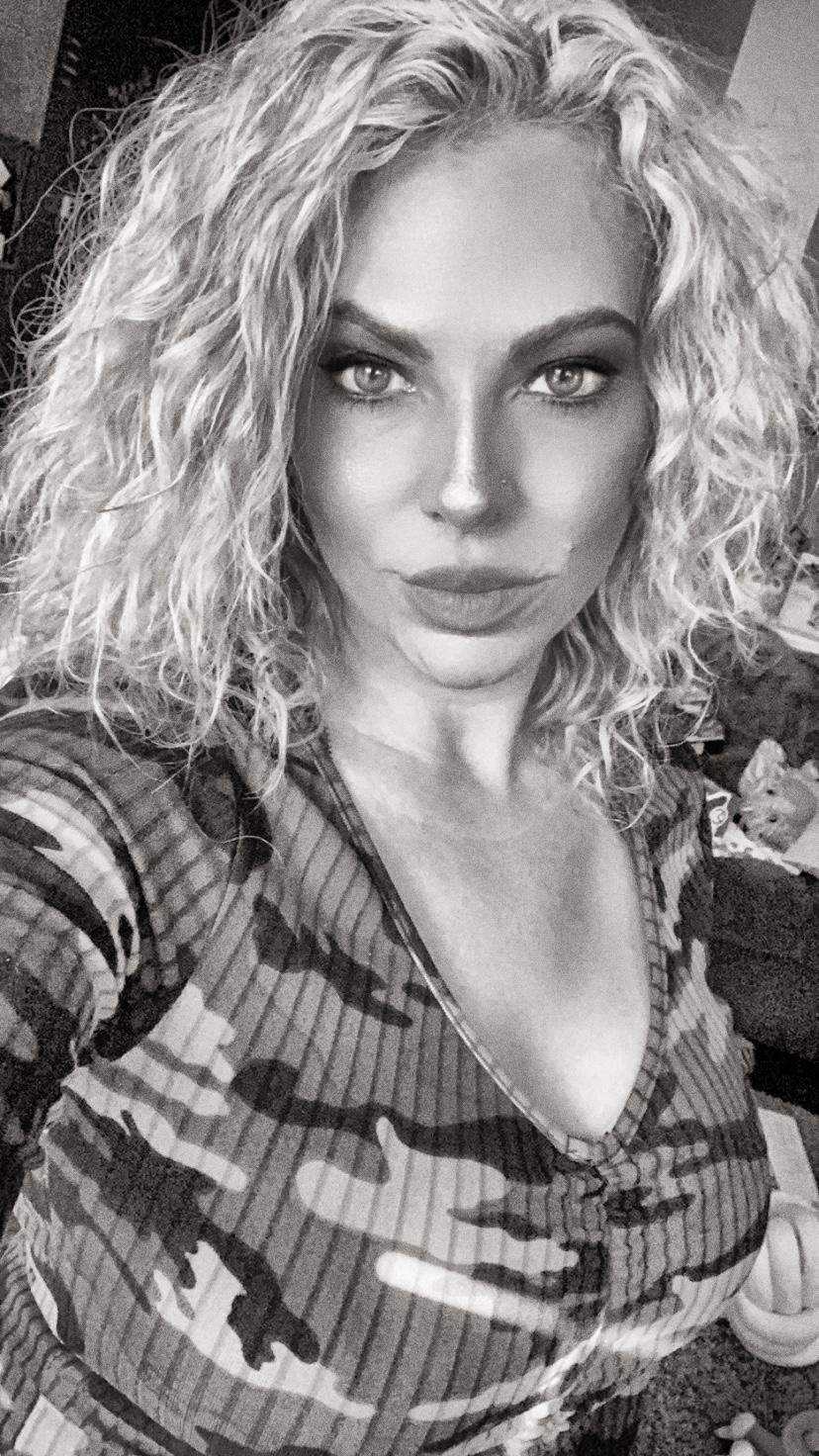 actor Jennifer Michelle Stone II large photo