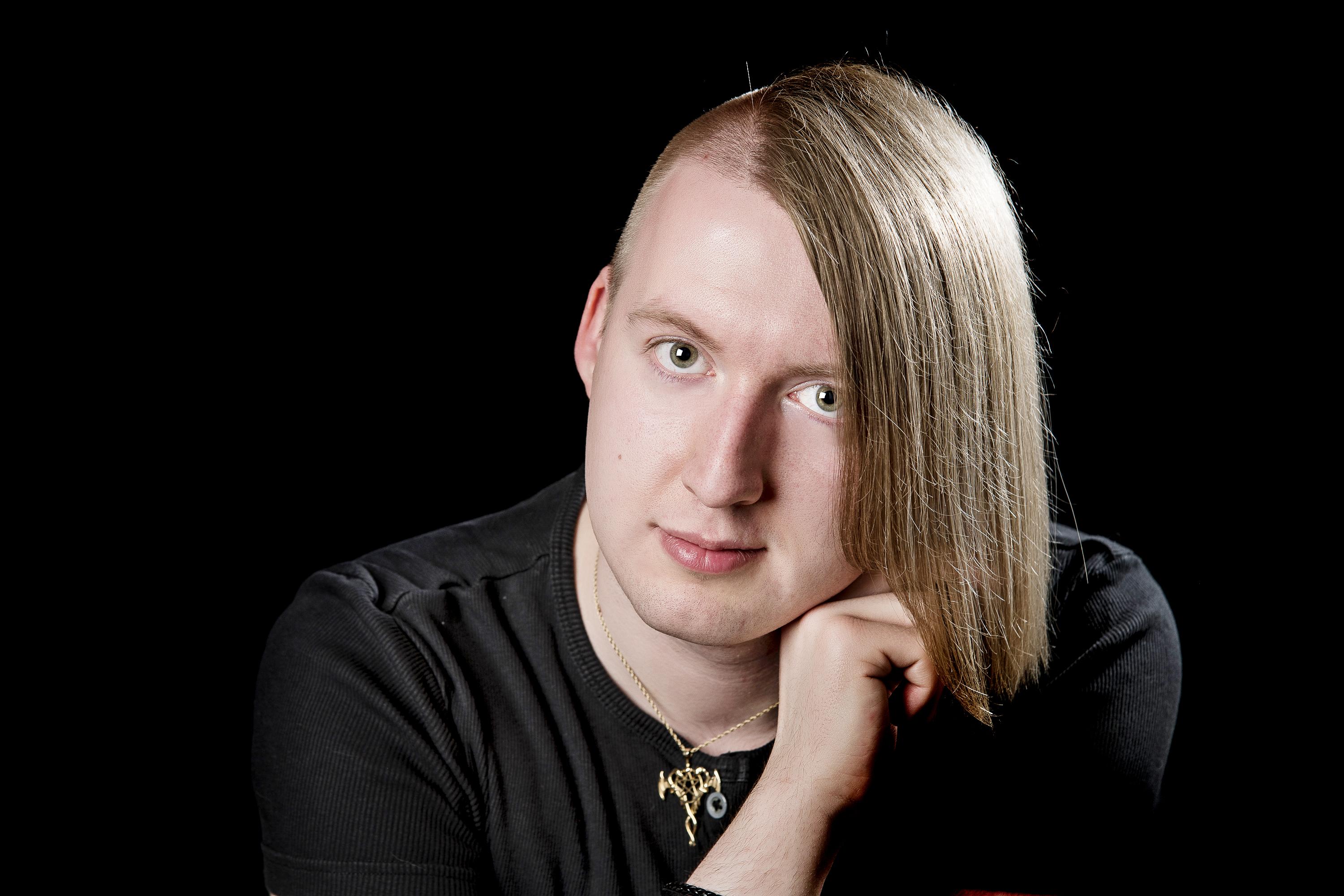 actor Reece Bridger large photo