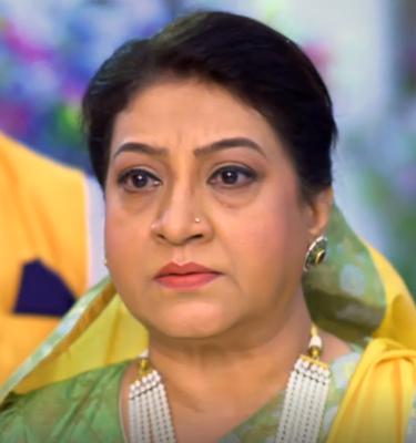 actor Swati Chitnis large photo