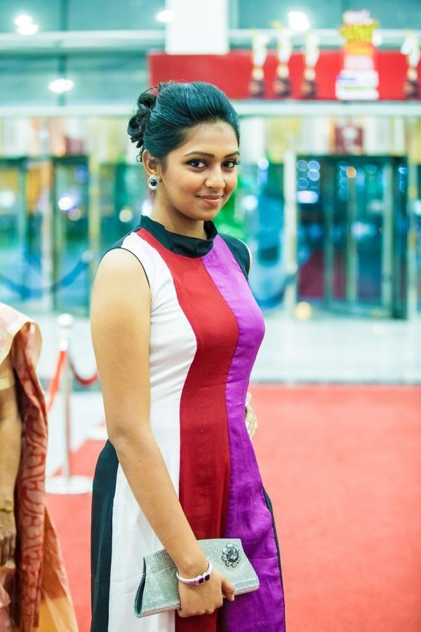 actor Lakshmi Menon large photo