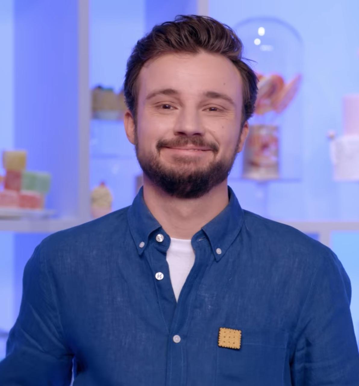 actor Tom Villa large photo