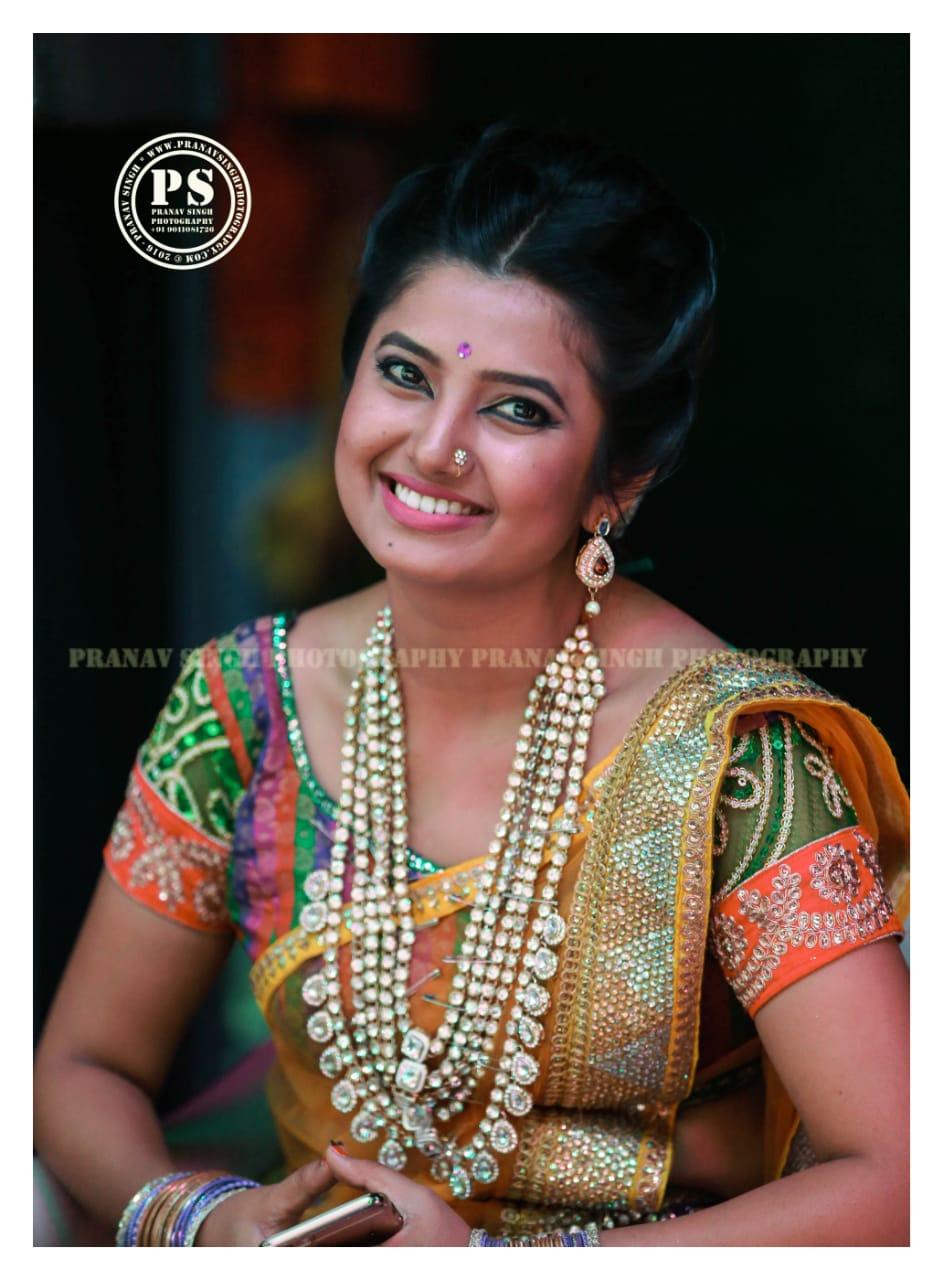 actor Prajakta Mali large photo