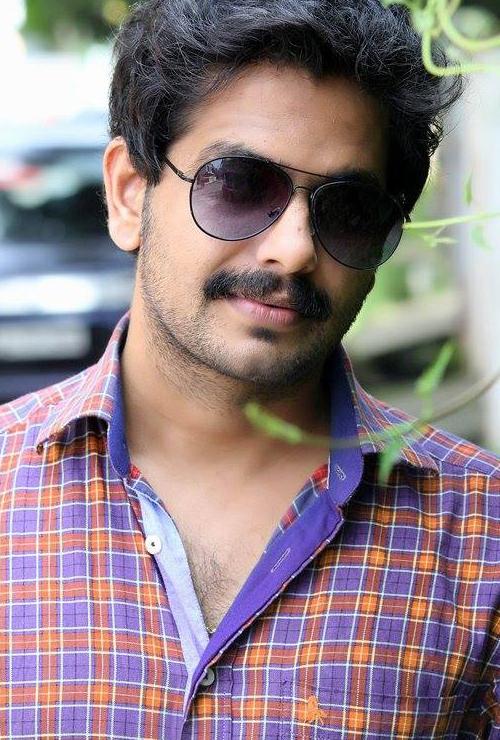 actor Aneesh Menon large photo