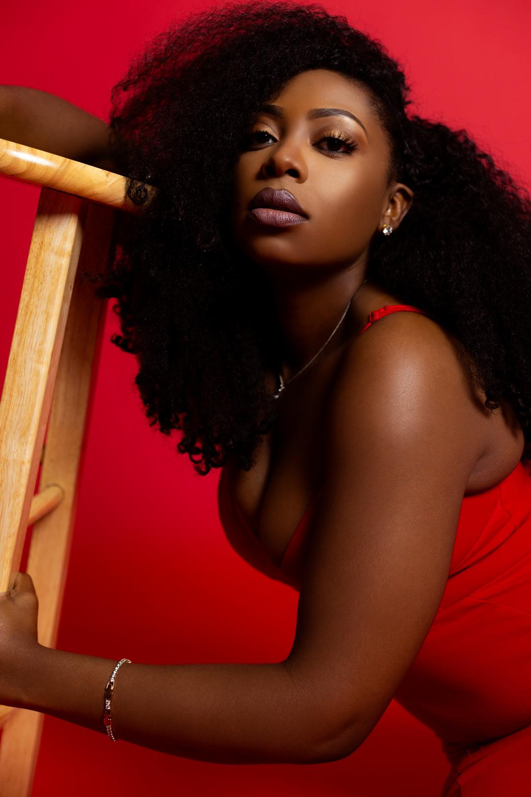 actor Joslyn Y Hall large photo