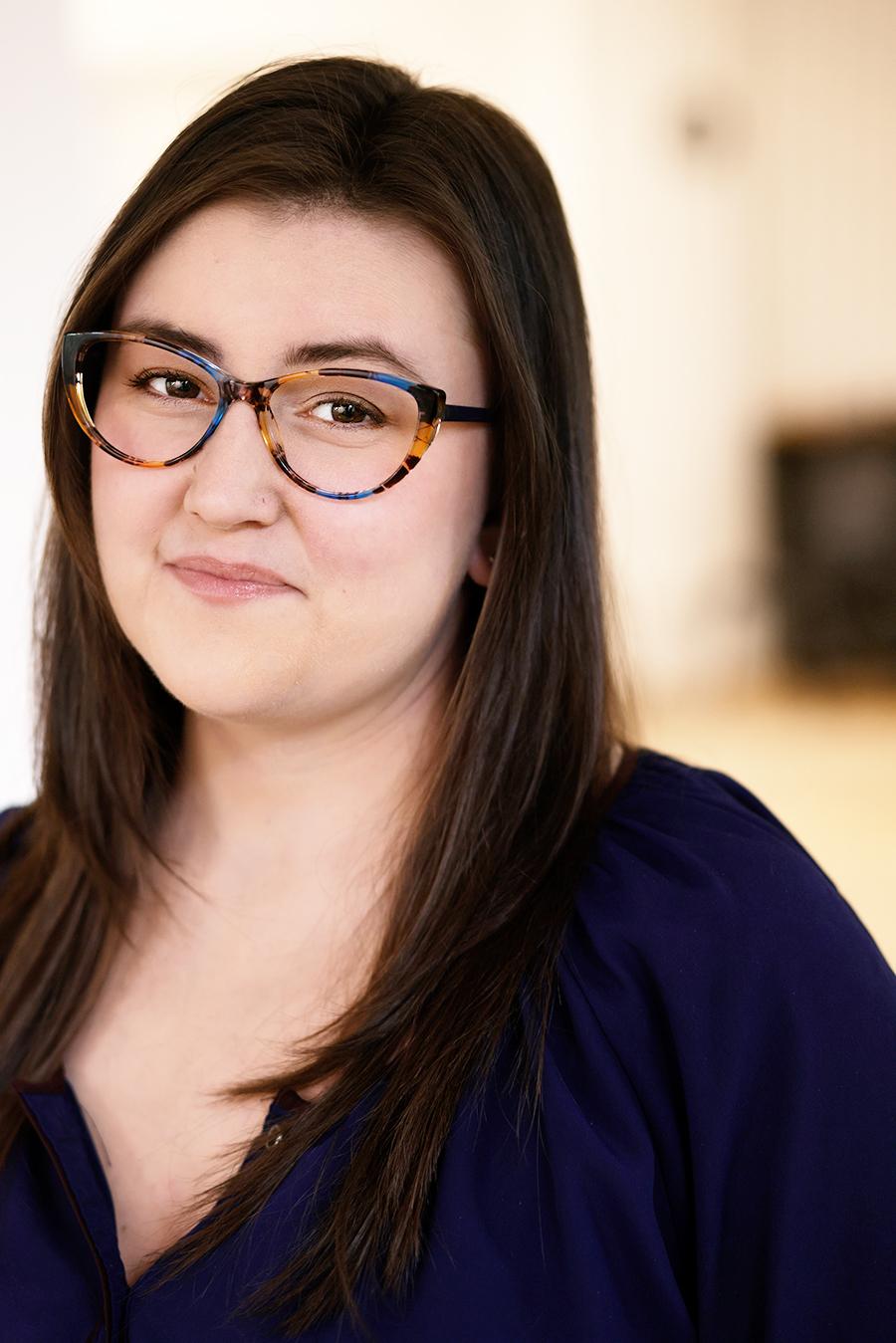 actor Mary Kate Loye large photo