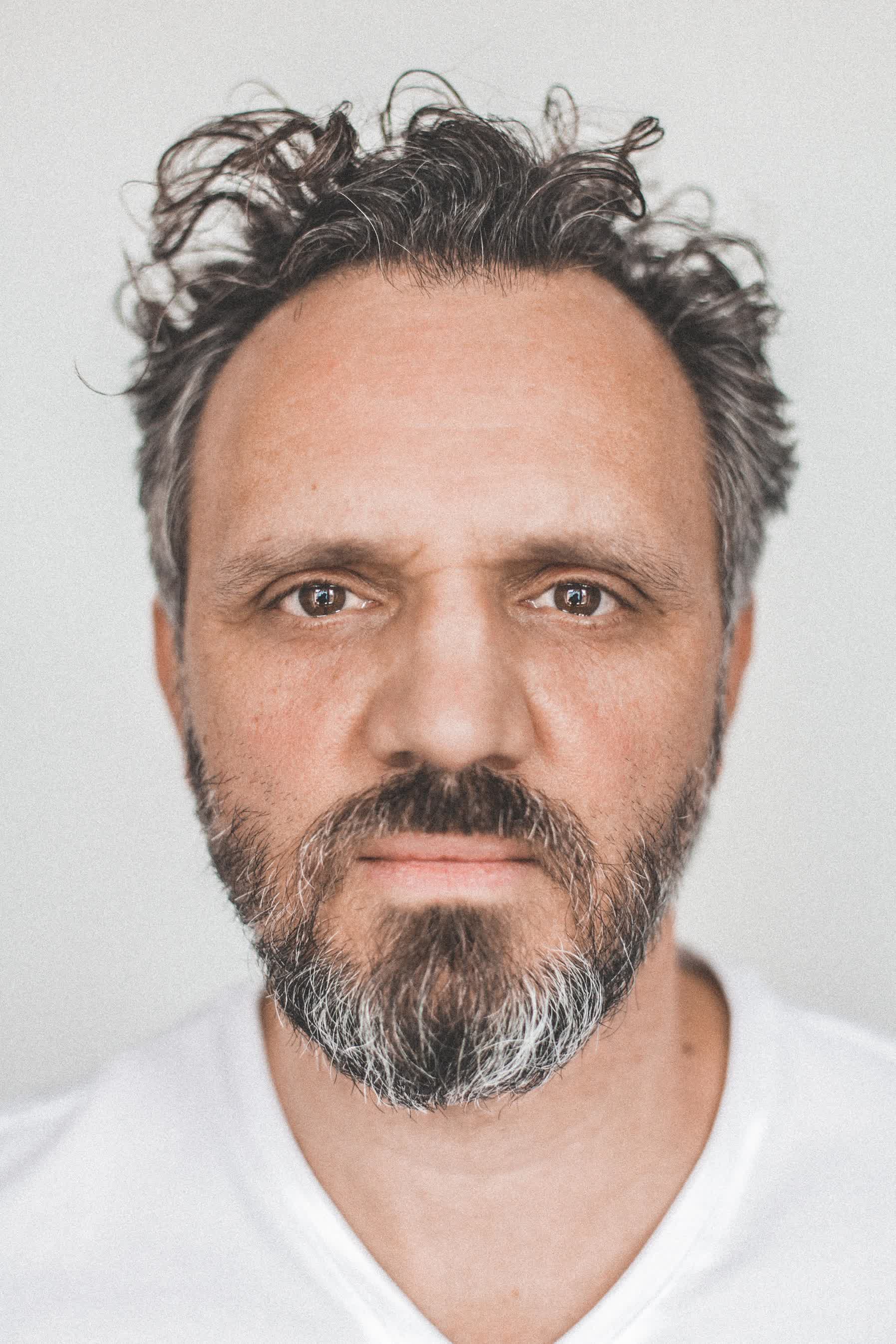 actor Roland Silbernagl large photo