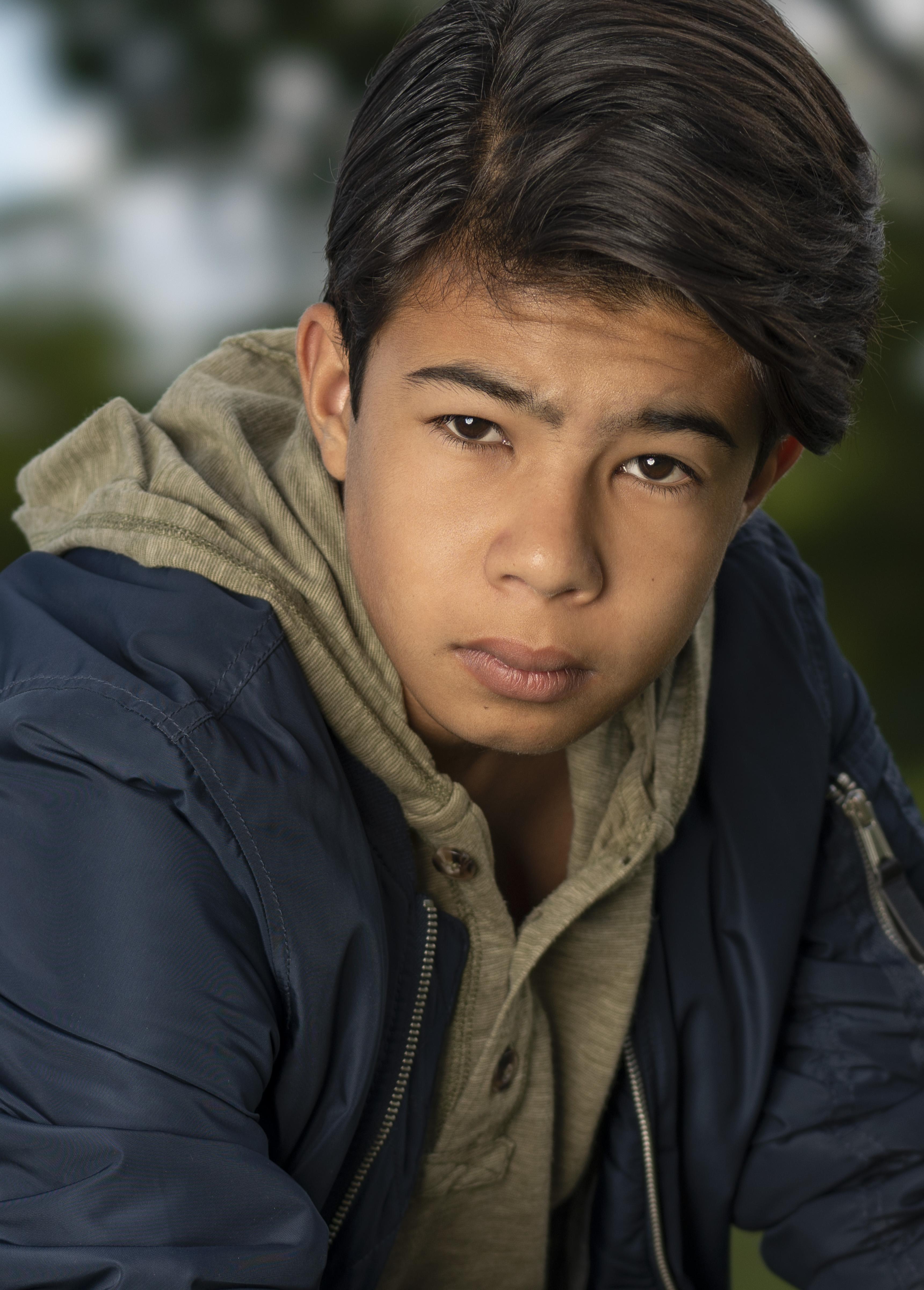 actor Samuel Sadovnik large photo