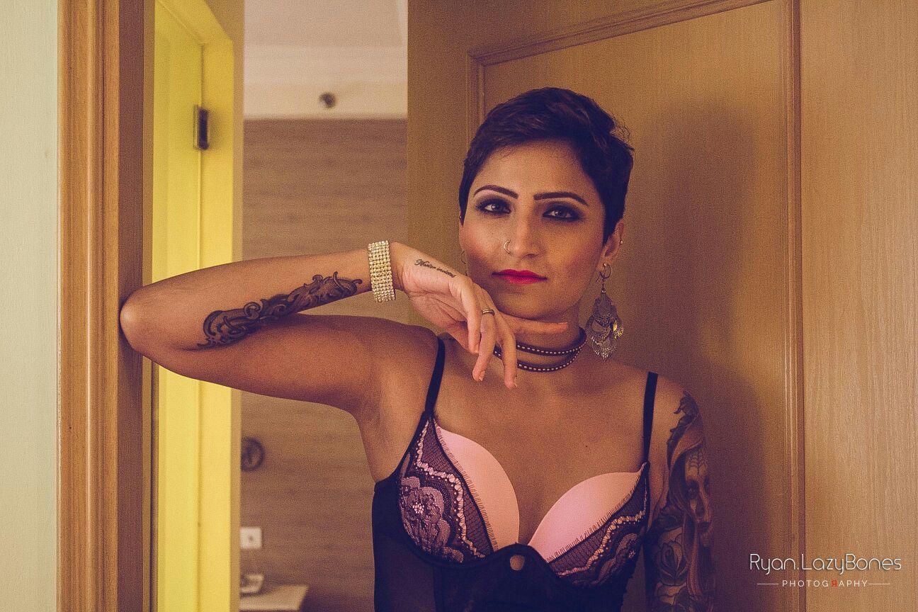 actor Jasmine Kaar large photo