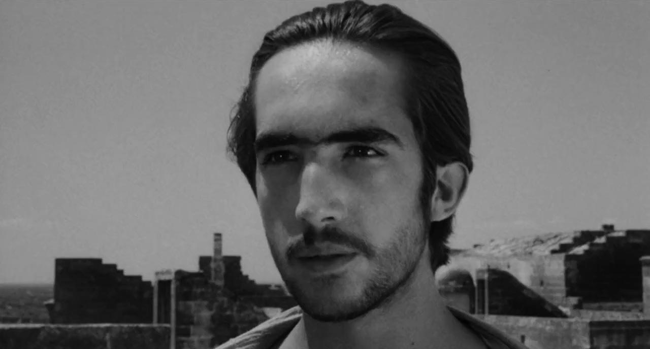 actor Enrique Irazoqui large photo